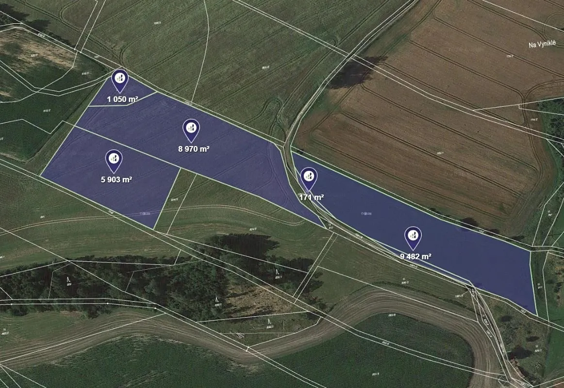 Prodej pole 25576 m²